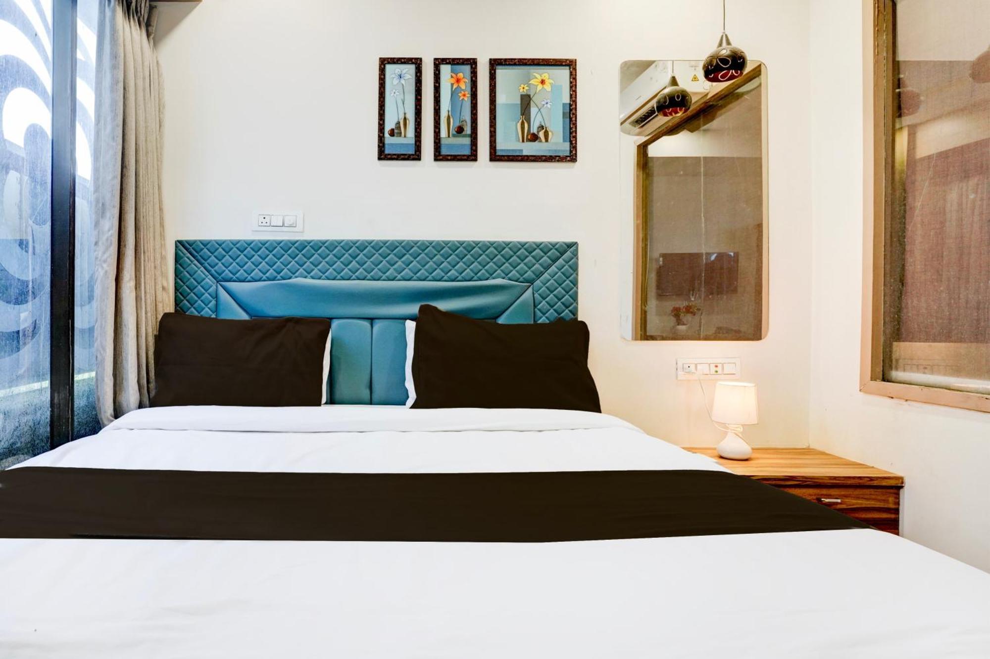 Super Collection O Vesu Surat Formerly Hotel Signature エクステリア 写真