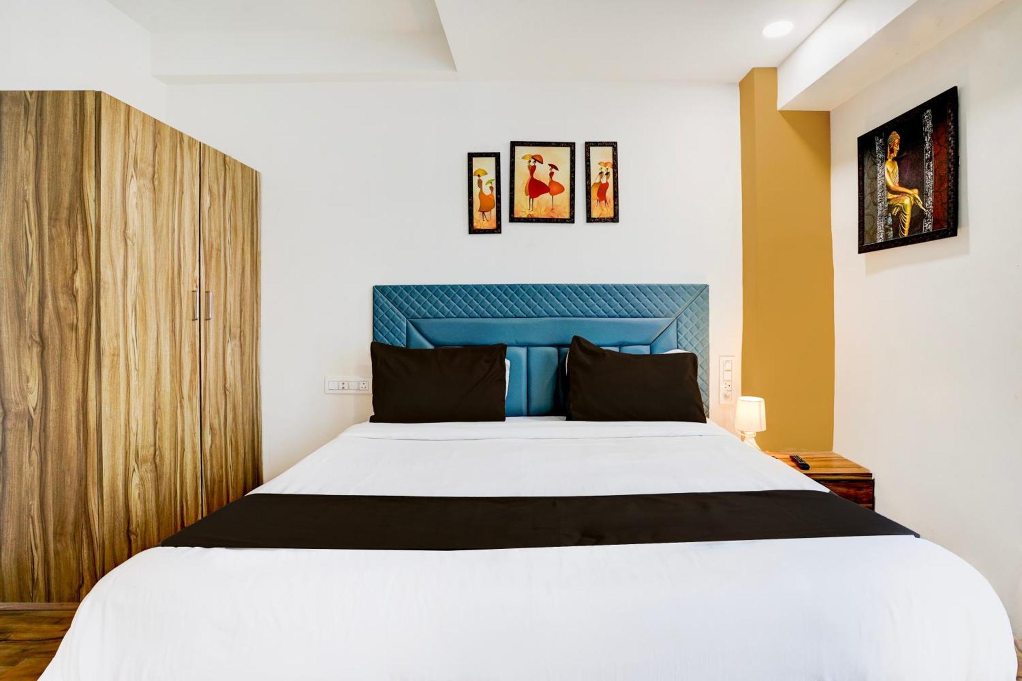 Super Collection O Vesu Surat Formerly Hotel Signature エクステリア 写真