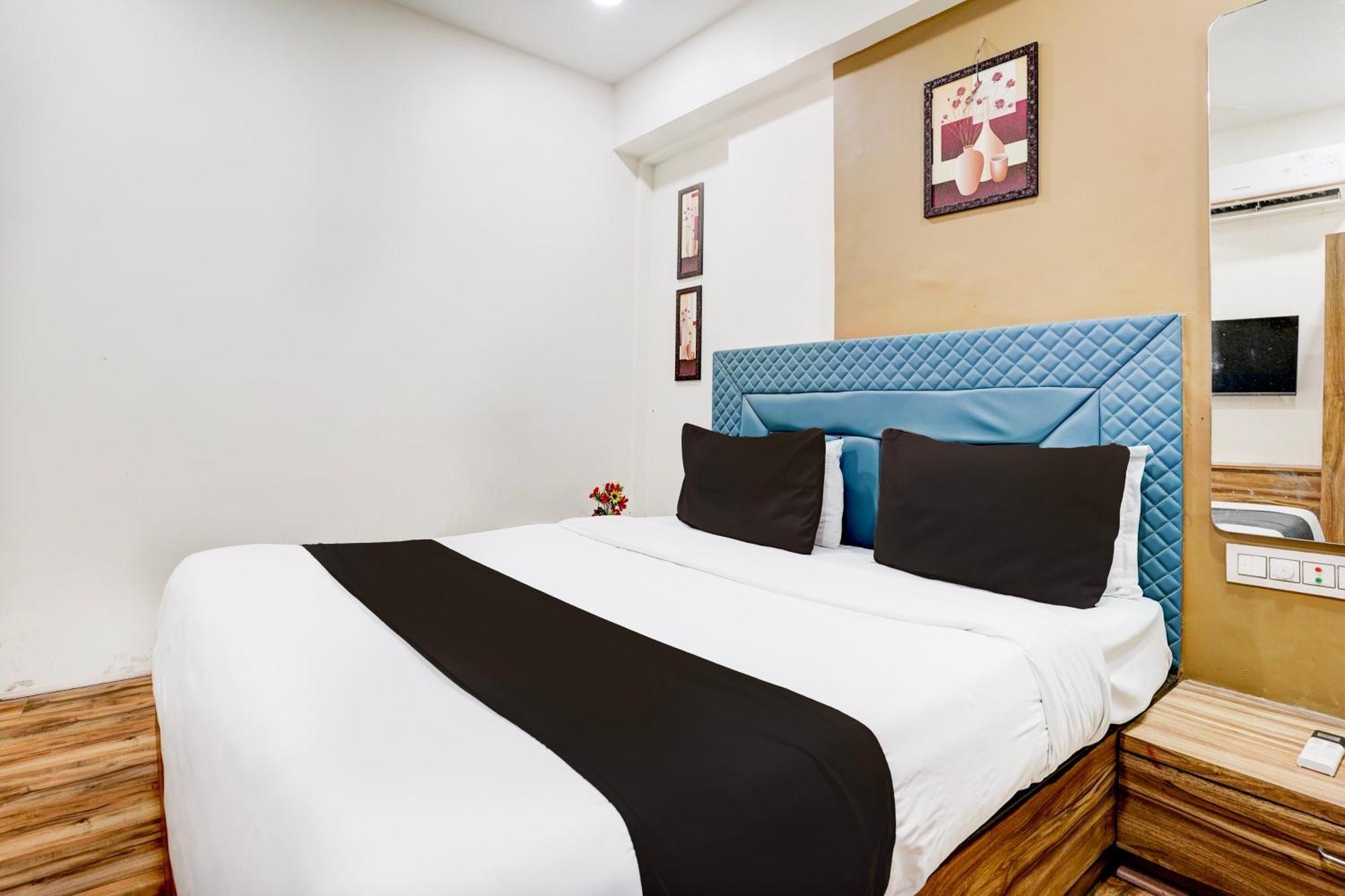 Super Collection O Vesu Surat Formerly Hotel Signature エクステリア 写真