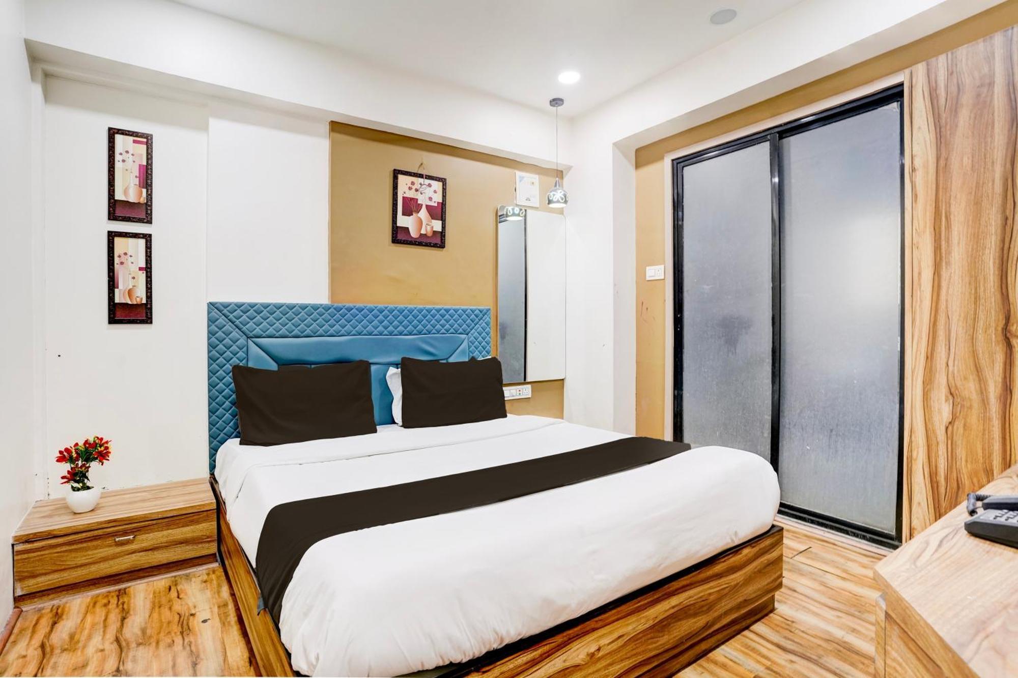 Super Collection O Vesu Surat Formerly Hotel Signature エクステリア 写真